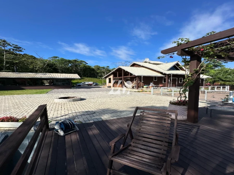 Sítio em São Sebastião, Palhoça. 3 quartos, 380m². Imagem 11 de 15