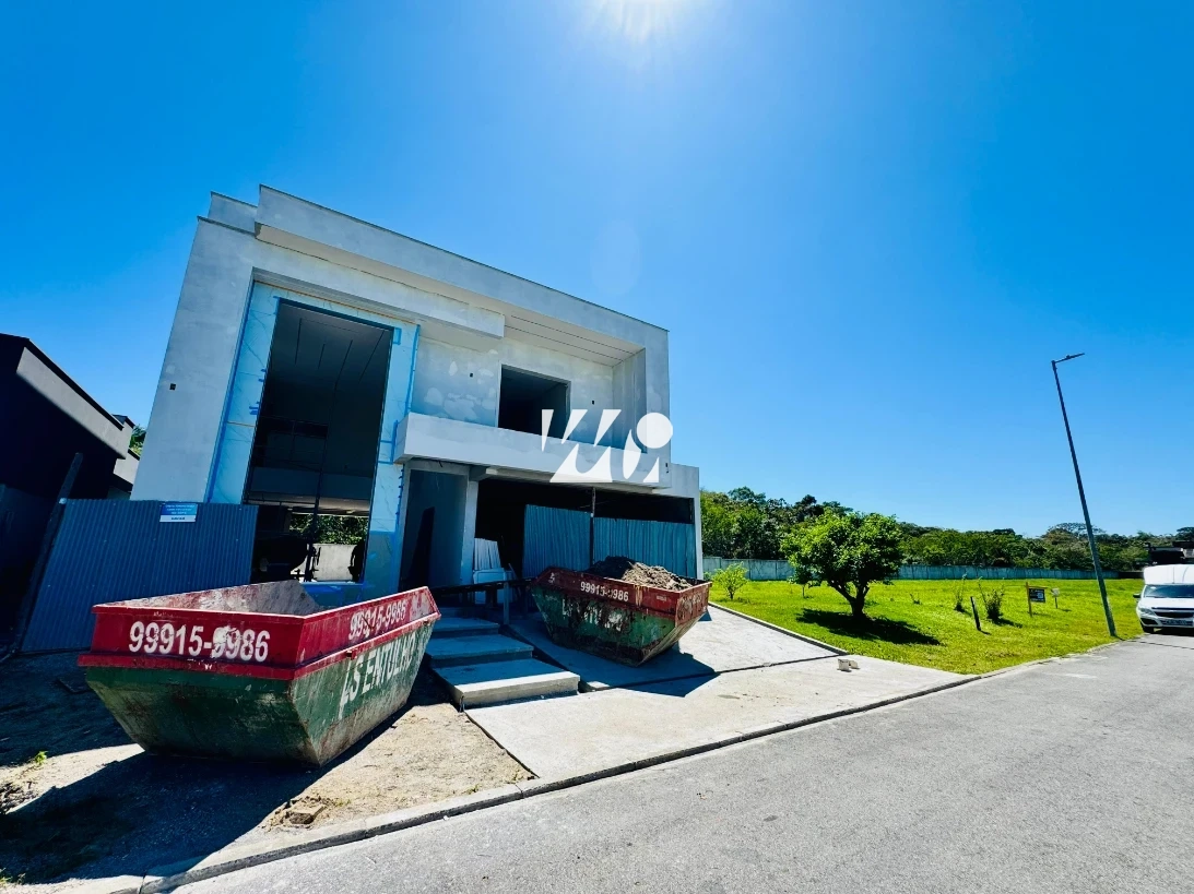 Casa em Pedra Branca, Palhoça. 3 quartos, 339m². Imagem 9 de 17