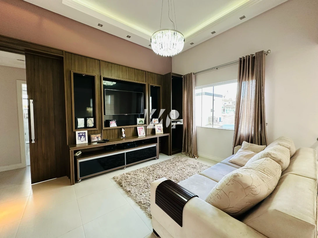 Casa em Pedra Branca, Palhoça. 4 quartos, 261m². Imagem 5 de 17