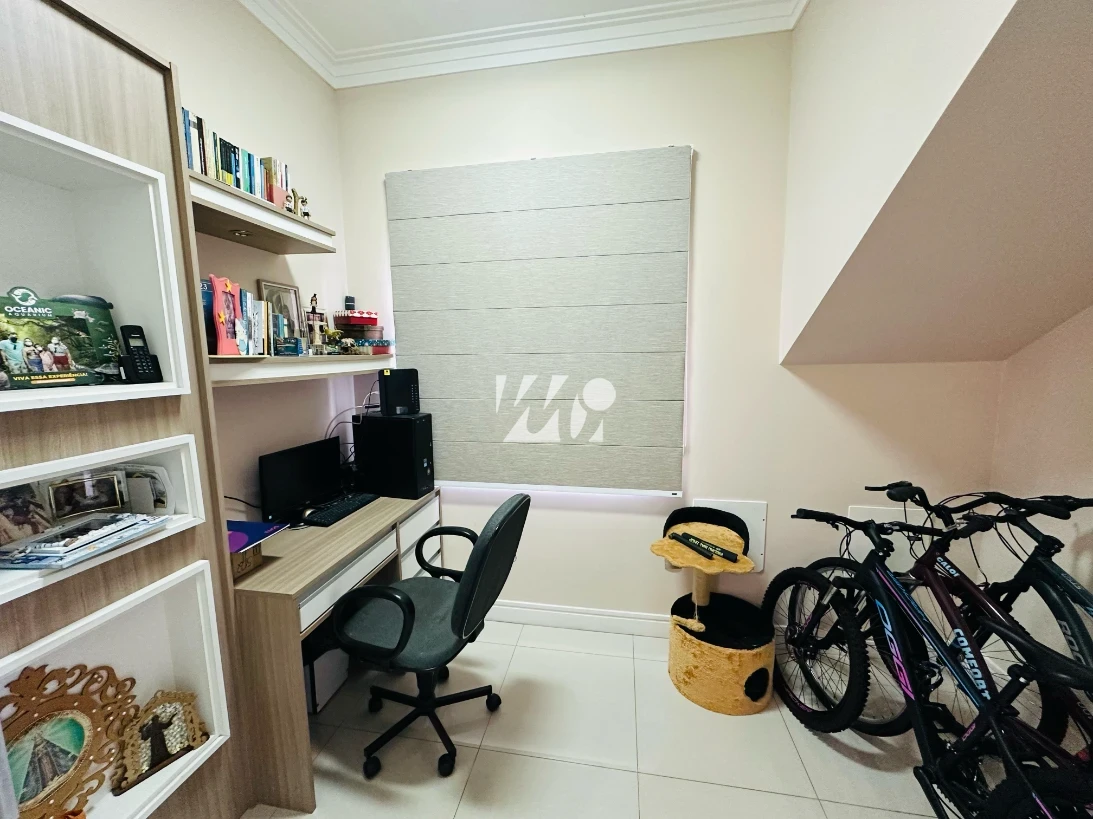 Casa em Pedra Branca, Palhoça. 4 quartos, 261m². Imagem 13 de 17