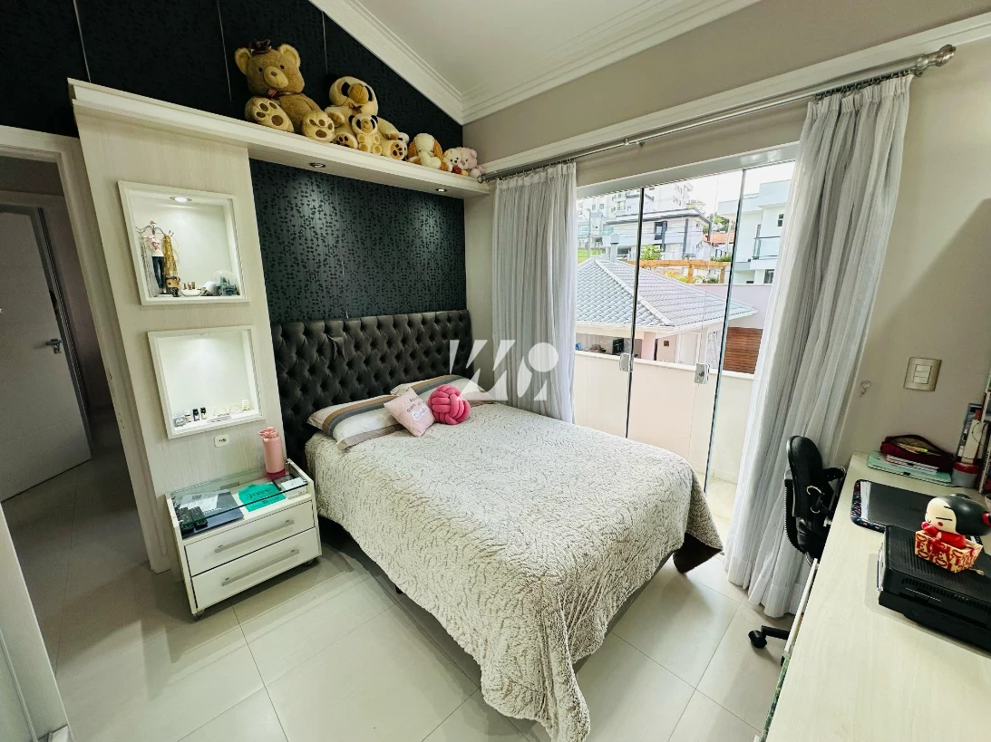 Casa em Pedra Branca, Palhoça. 4 quartos, 261m². Imagem 7 de 17