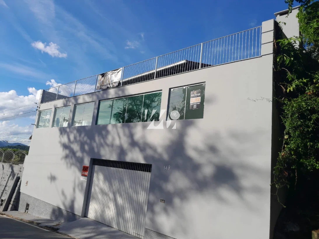 Apartamento em Fabricio, Santo Amaro da Imperatriz. 1 quartos, 48m². Imagem 2 de 16