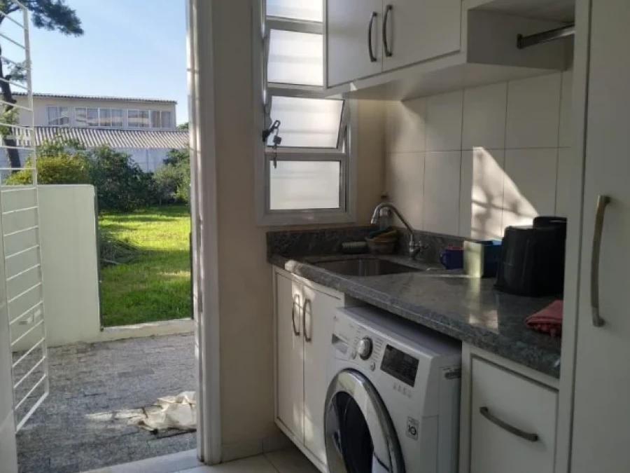 Casa em Praia de Fora, Palhoça. 3 quartos, 250m². Imagem 6 de 20
