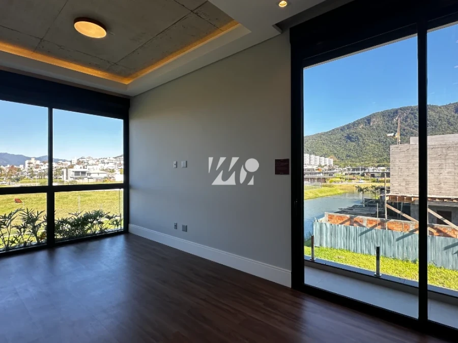 Casa em Pedra Branca, Palhoça. 3 quartos, 284m². Imagem 10 de 19