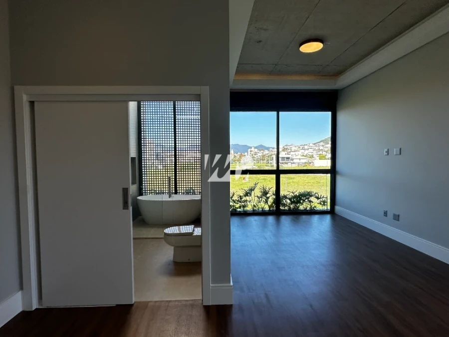 Casa em Pedra Branca, Palhoça. 3 quartos, 284m². Imagem 9 de 19