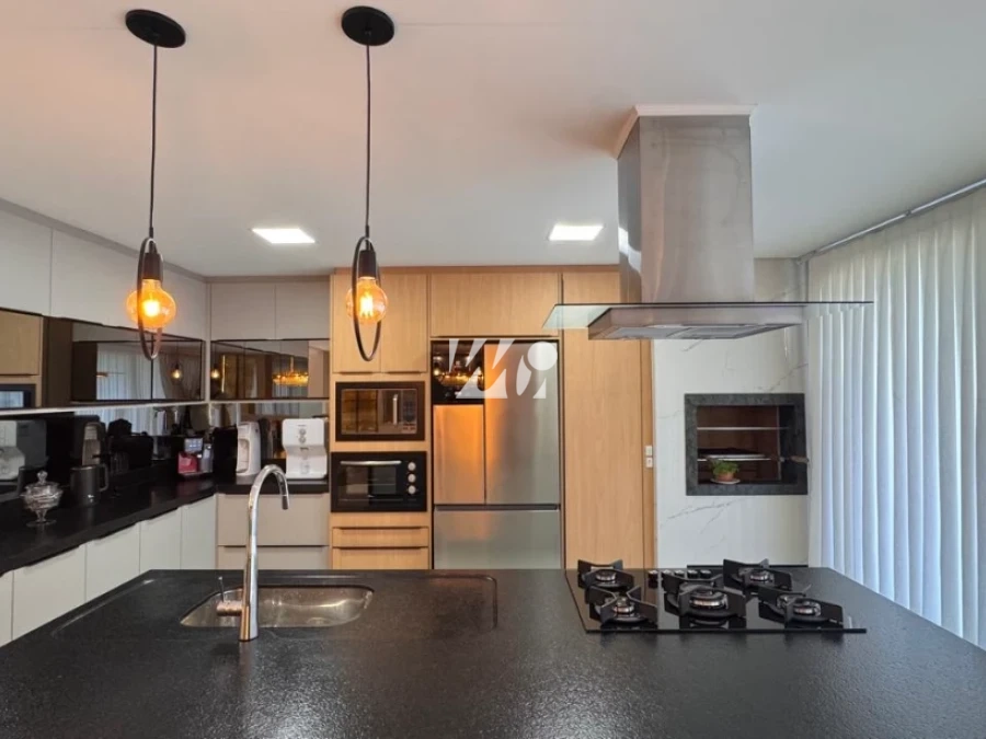 Casa em Pedra Branca, Palhoça. 3 quartos, 324m². Imagem 9 de 18