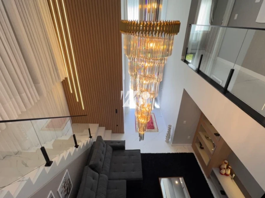 Casa em Pedra Branca, Palhoça. 3 quartos, 324m². Imagem 2 de 18