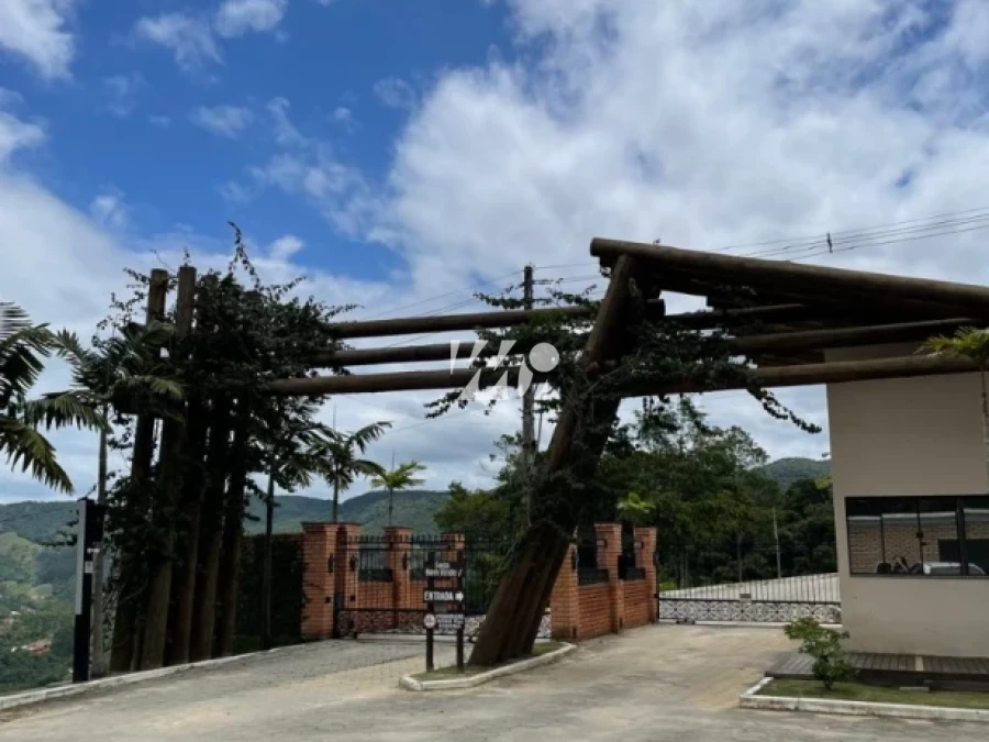 Terreno em Santo Amaro, Santo Amaro do Imperatriz. 0 quartos, 0m². Imagem 8 de 12