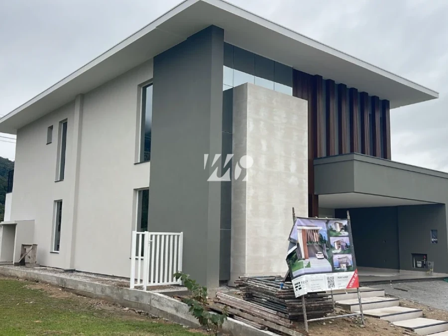 Casa em Pedra Branca, Palhoça. 4 quartos, 275m². Imagem 3 de 4