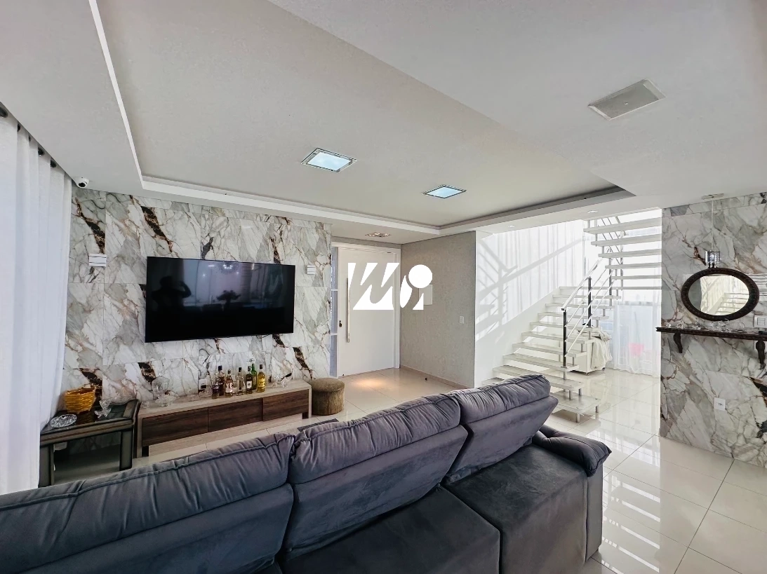 Casa em Pedra Branca, Palhoça. 4 quartos, 198m². Imagem 2 de 24