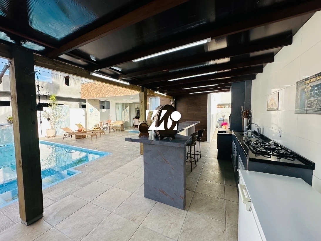 Casa em Pedra Branca, Palhoça. 4 quartos, 198m². Imagem 13 de 24