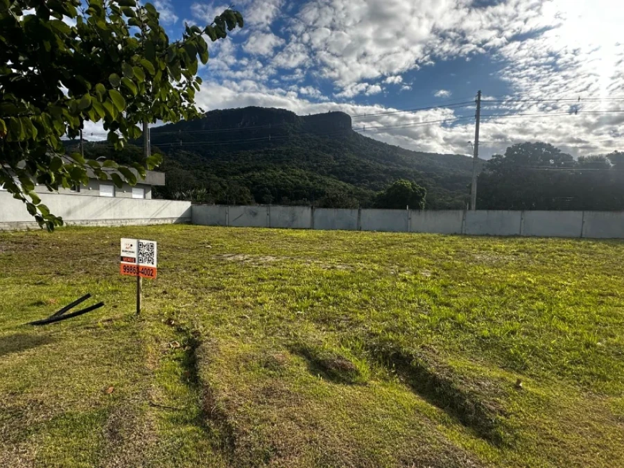 Terreno em Pedra Branca, Palhoça. 0 quartos, 0m². Imagem 2 de 4