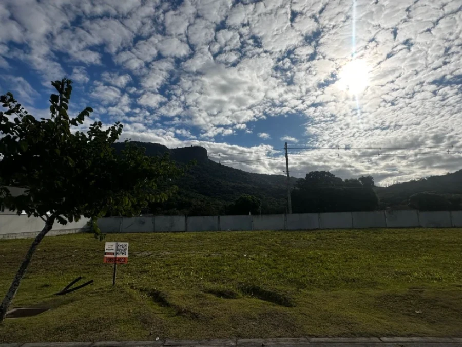 Terreno em Pedra Branca, Palhoça. 0 quartos, 0m². Imagem 3 de 4