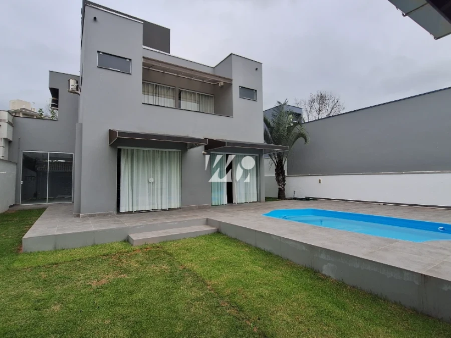 Casa em Pedra Branca, Palhoça. 0 quartos, 206m². Imagem 1 de 44