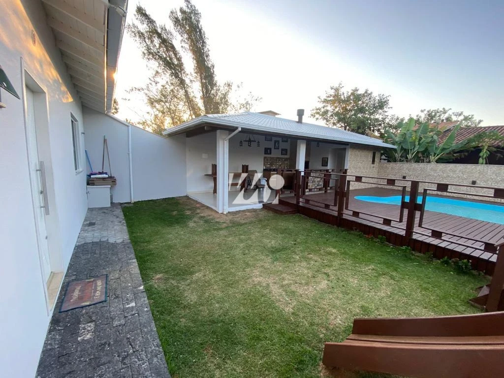 Casa em Alto Arroio, Imbituba. 3 quartos, 121m². Imagem 7 de 11