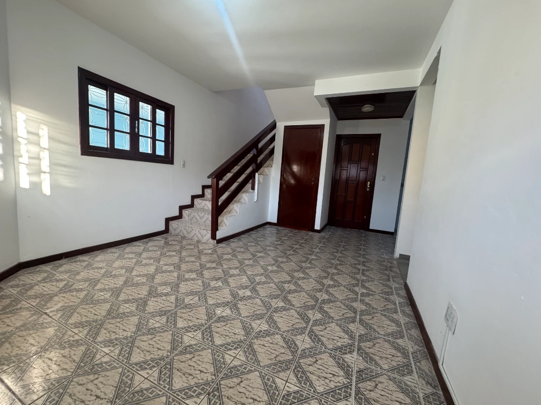 Casa em Pedra Branca, Palhoça. 4 quartos, 117m². Imagem 3 de 25