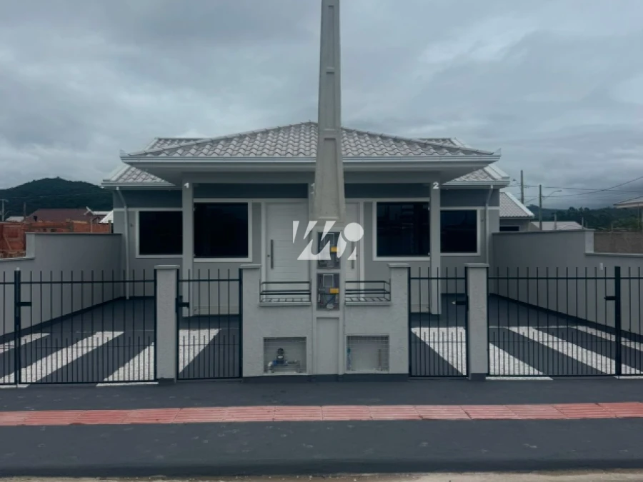 Casa Geminada em Barra do Aririú, Palhoça. 2 quartos, 50m². Imagem 1 de 5