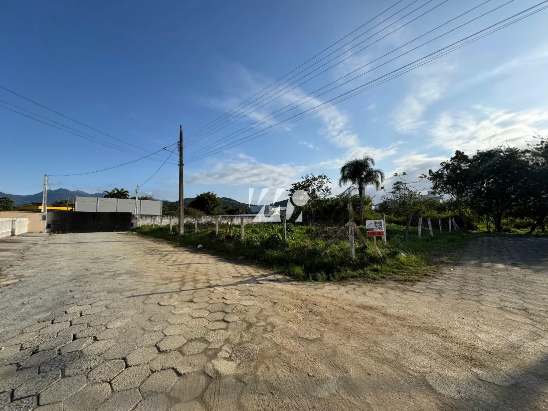 Terreno em Aririú, Palhoça. 0 quartos, 0m². Imagem 3 de 4