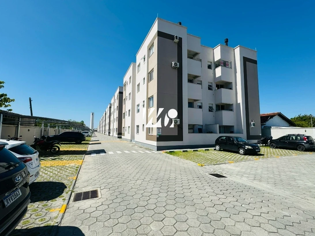 Apartamento em Aririú, Palhoça. 2 quartos, 51m². Imagem 1 de 14