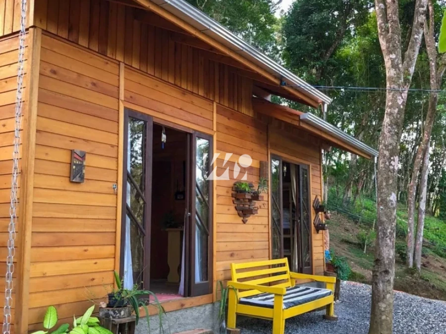 Chácara em Moura, Canelinha. 2 quartos, 155m². Imagem 2 de 17