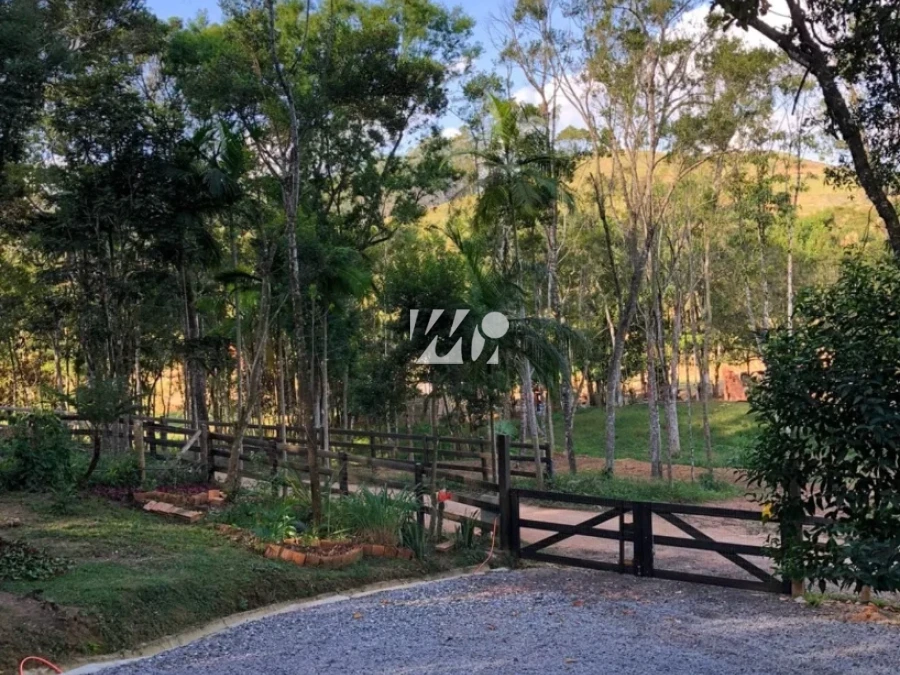 Chácara em Moura, Canelinha. 2 quartos, 155m². Imagem 5 de 17