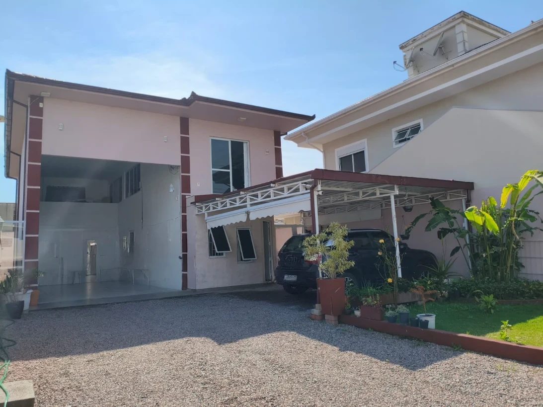 Casa em Forquilhas, São José. 2 quartos, 112m². Imagem 1 de 18