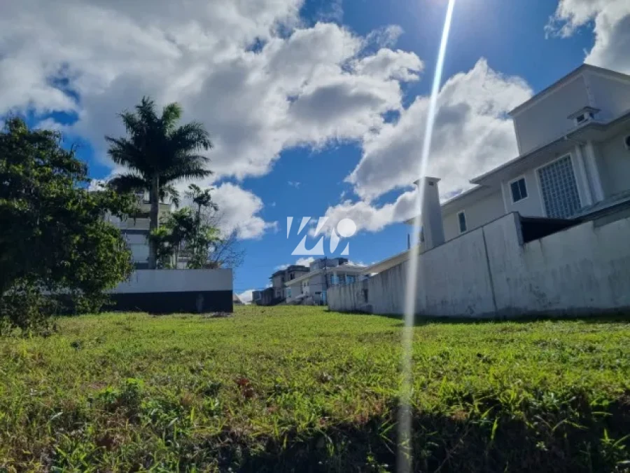 Terreno em Pedra Branca, Palhoça. 0 quartos, 0m². Imagem 1 de 6