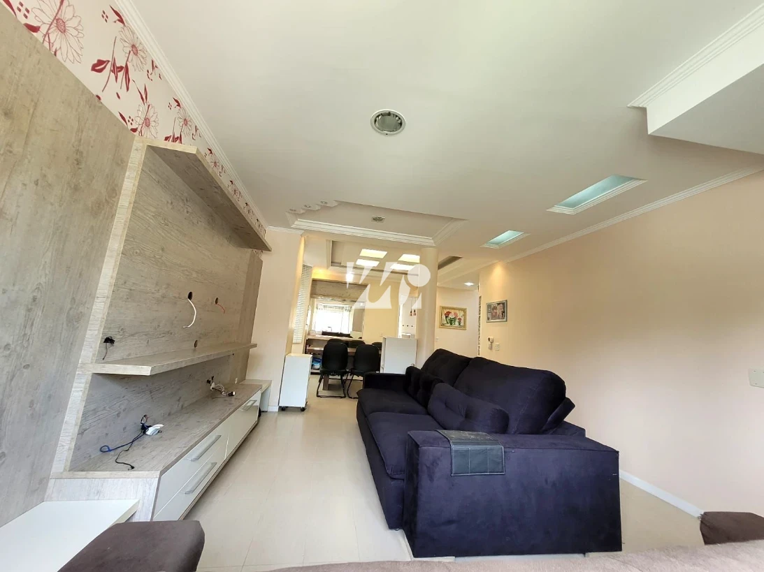 Casa em Pedra Branca, Palhoça. 3 quartos, 239m². Imagem 4 de 18