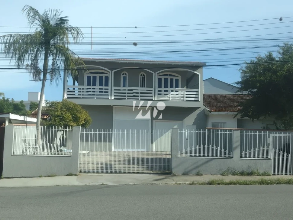 Casa em Passa Vinte, Palhoça. 3 quartos, 250m². Imagem 1 de 13