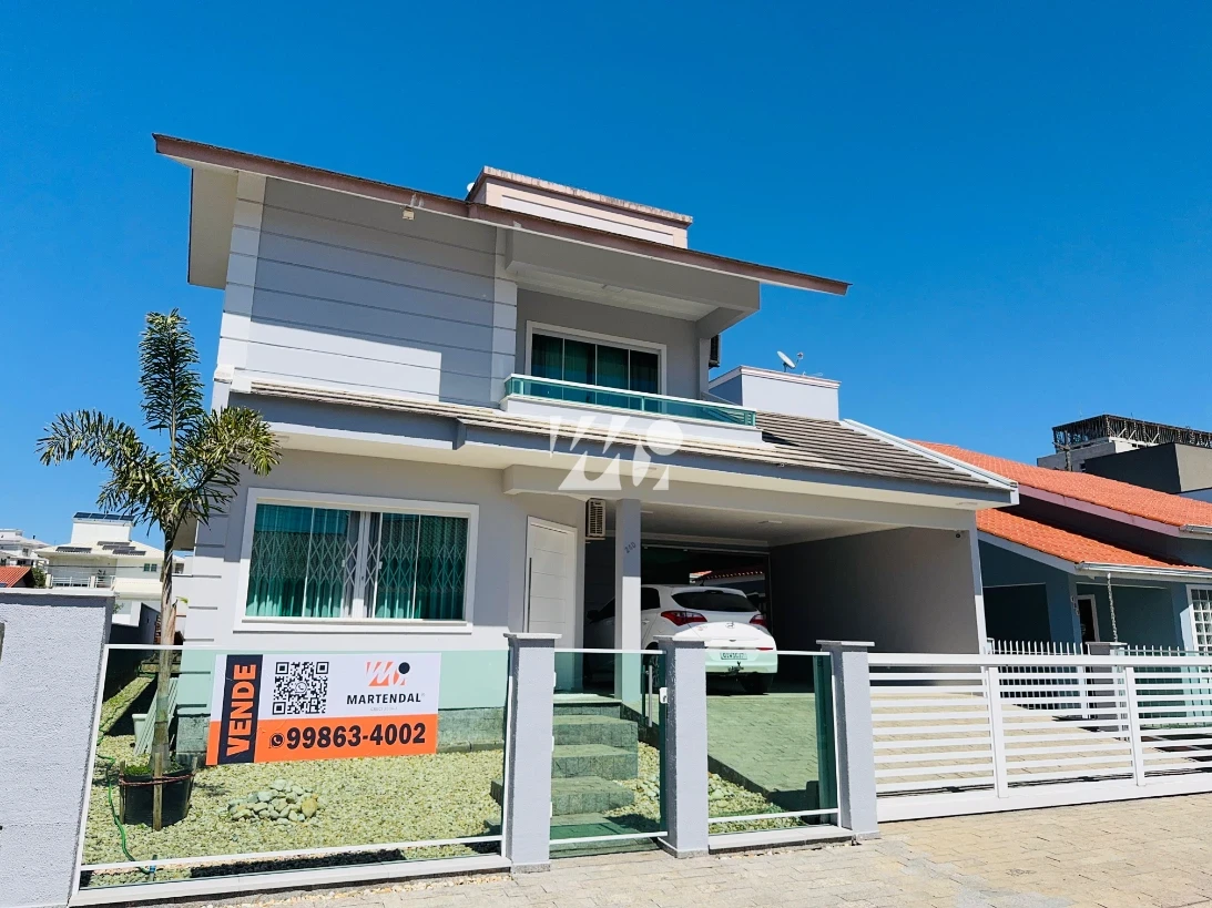 Casa em Pedra Branca, Palhoça. 4 quartos, 240m². Imagem 1 de 22