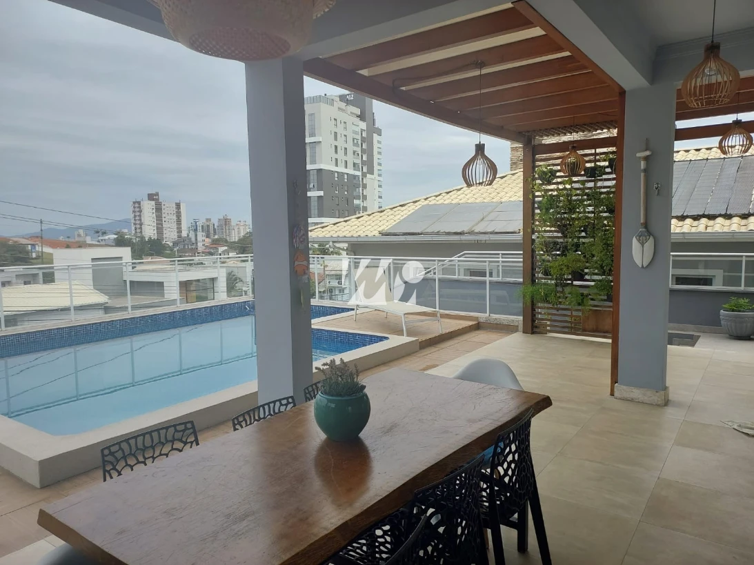 Casa em Pedra Branca, Palhoça. 4 quartos, 330m². Imagem 6 de 9