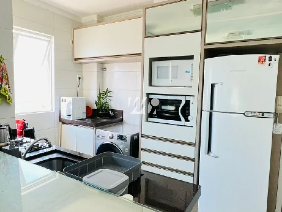 Apartamento em Meia Praia , Itapema. 2 quartos, 69m². Imagem 3 de 16