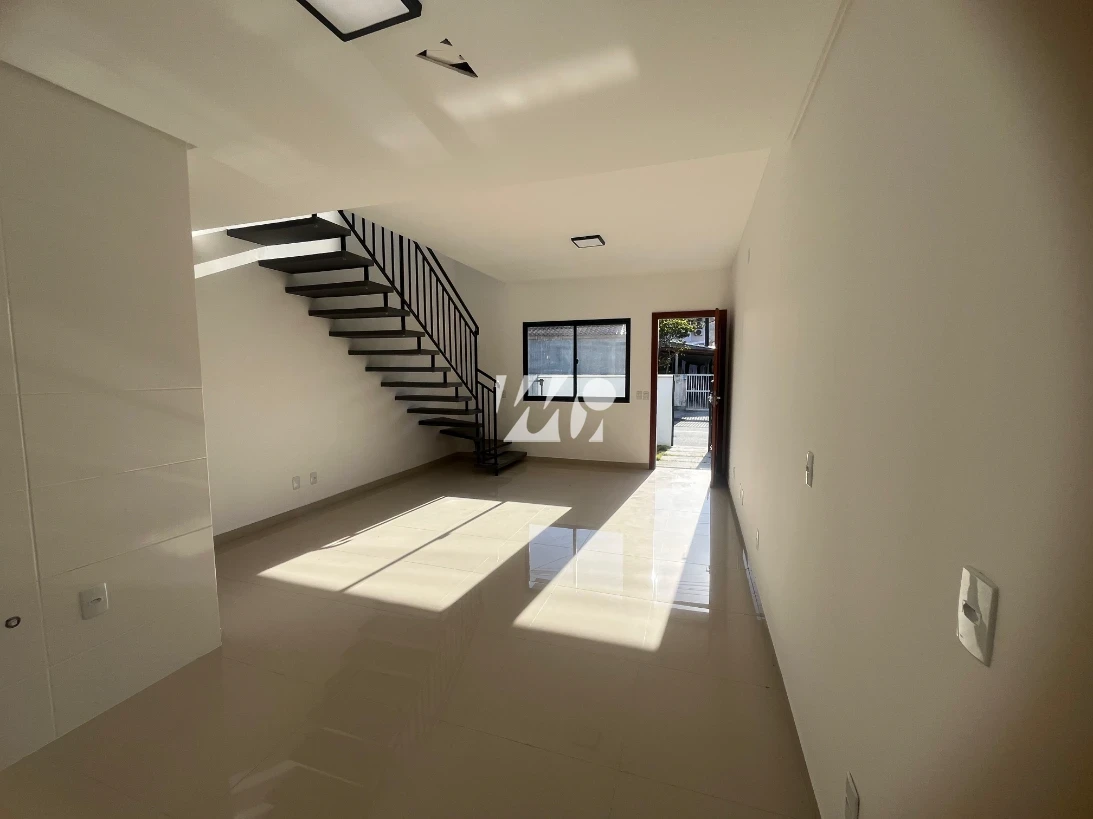 Sobrado Geminado em Bela Vista, Palhoça. 2 quartos, 70m². Imagem 2 de 13