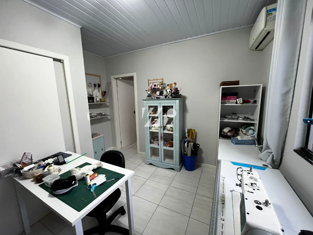 Casa em Ponte do Imaruim, Palhoça. 4 quartos, 240m². Imagem 13 de 32