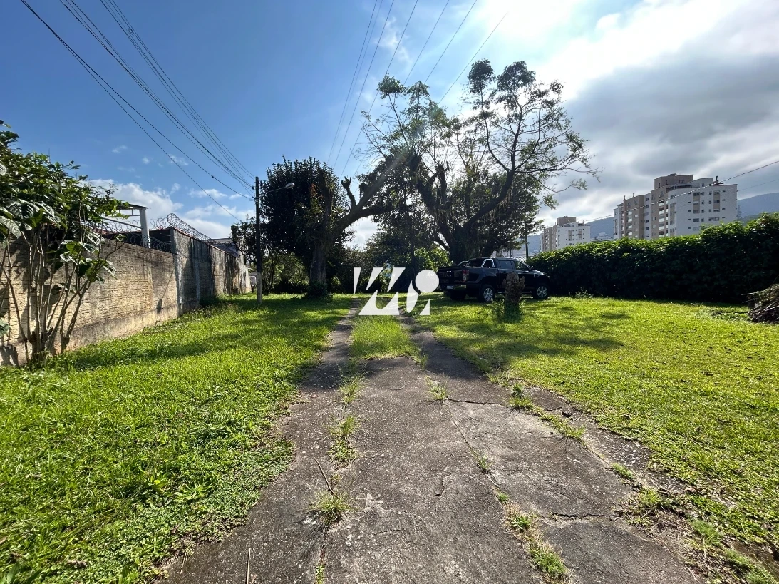 Casa em Caminho Novo, Palhoça. 3 quartos, 180m². Imagem 14 de 15