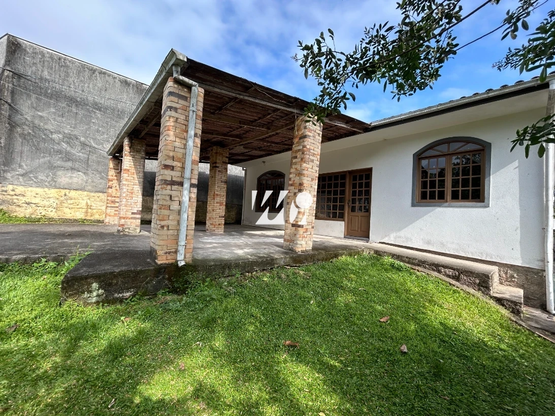 Casa em Caminho Novo, Palhoça. 3 quartos, 180m². Imagem 2 de 15