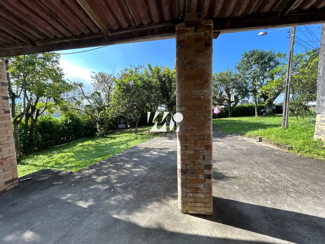 Casa em Caminho Novo, Palhoça. 3 quartos, 180m². Imagem 3 de 15