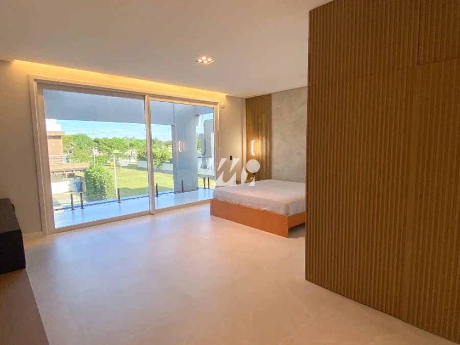 Casa em Campeche, Florianópolis. 4 quartos, 360m². Imagem 8 de 18