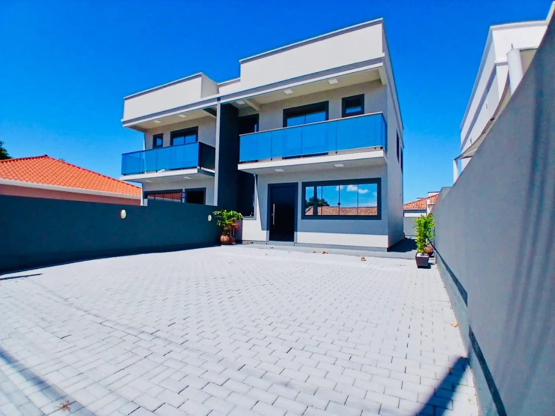 Sobrado Geminado em Praia do Sonho, Palhoça. 3 quartos, 112m². Imagem 1 de 22