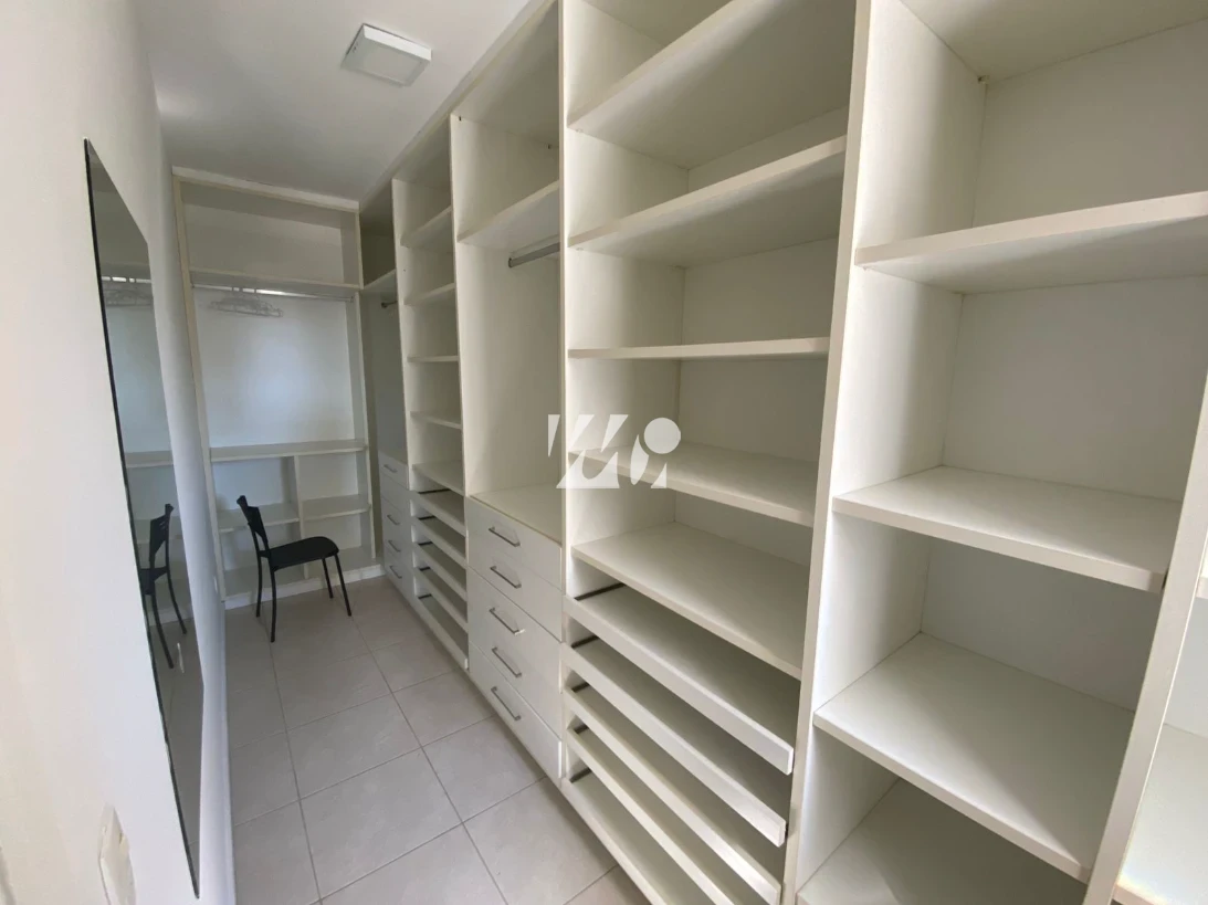 Casa em Pedra Branca, Palhoça. 3 quartos, 292m². Imagem 14 de 21