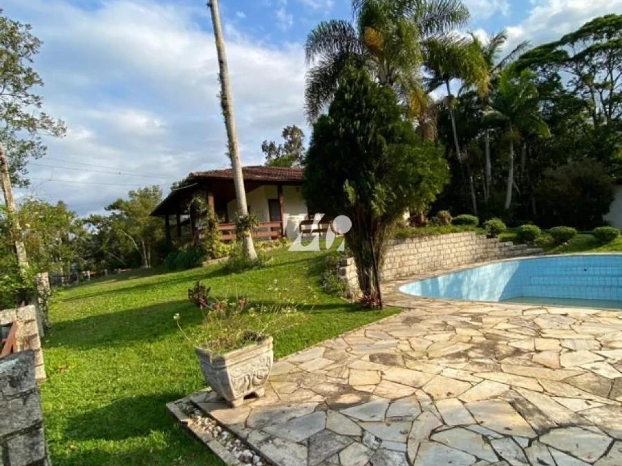 Chácara em , Santo Amaro da Imperatriz. 3 quartos, 204m². Imagem 1 de 21