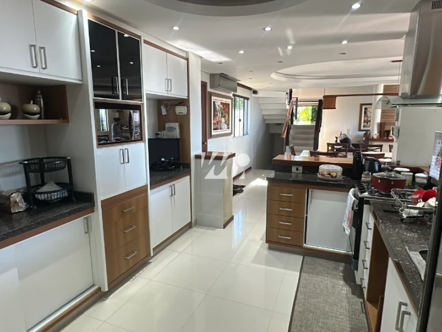 Casa em Bela Vista, Palhoça. 3 quartos, 320m². Imagem 4 de 25