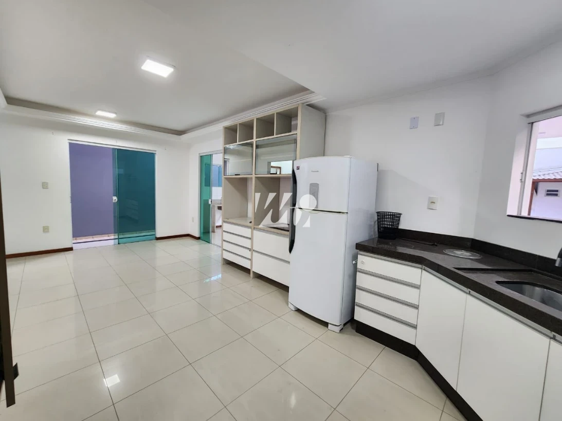 Casa em Pedra Branca, Palhoça. 3 quartos, 250m². Imagem 3 de 29