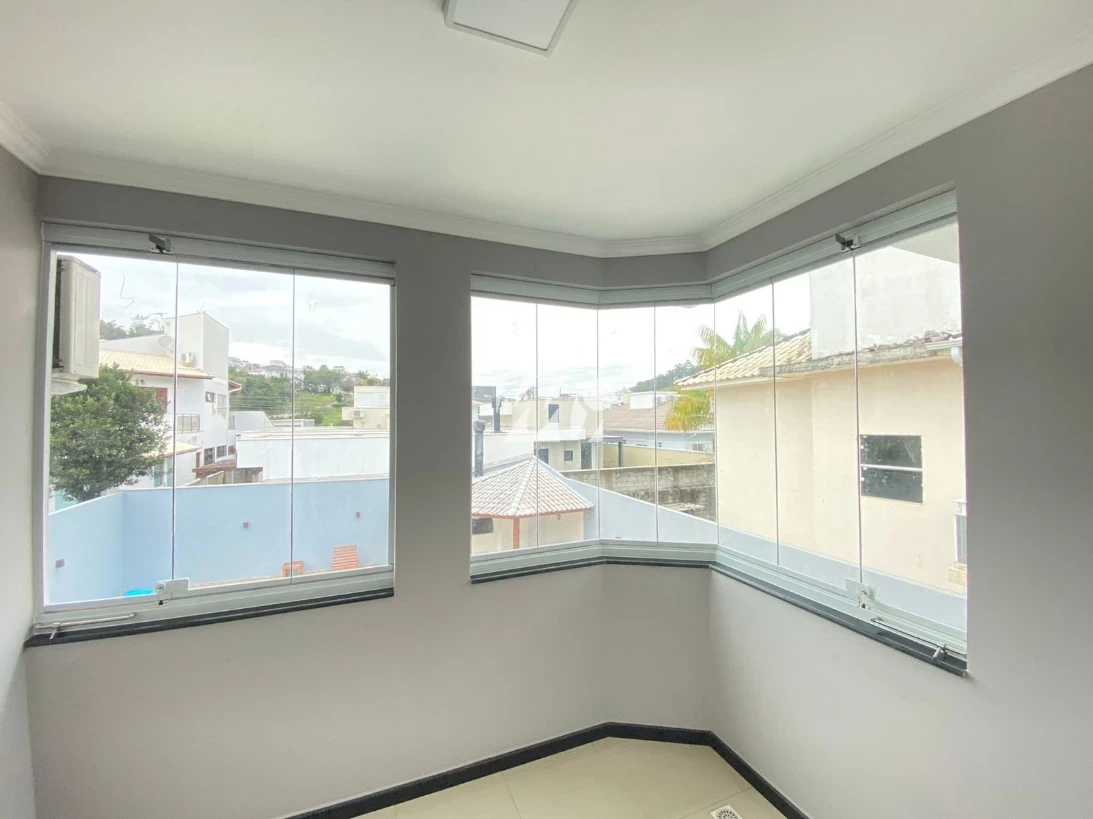 Casa em Pedra Branca, Palhoça. 3 quartos, 250m². Imagem 6 de 29