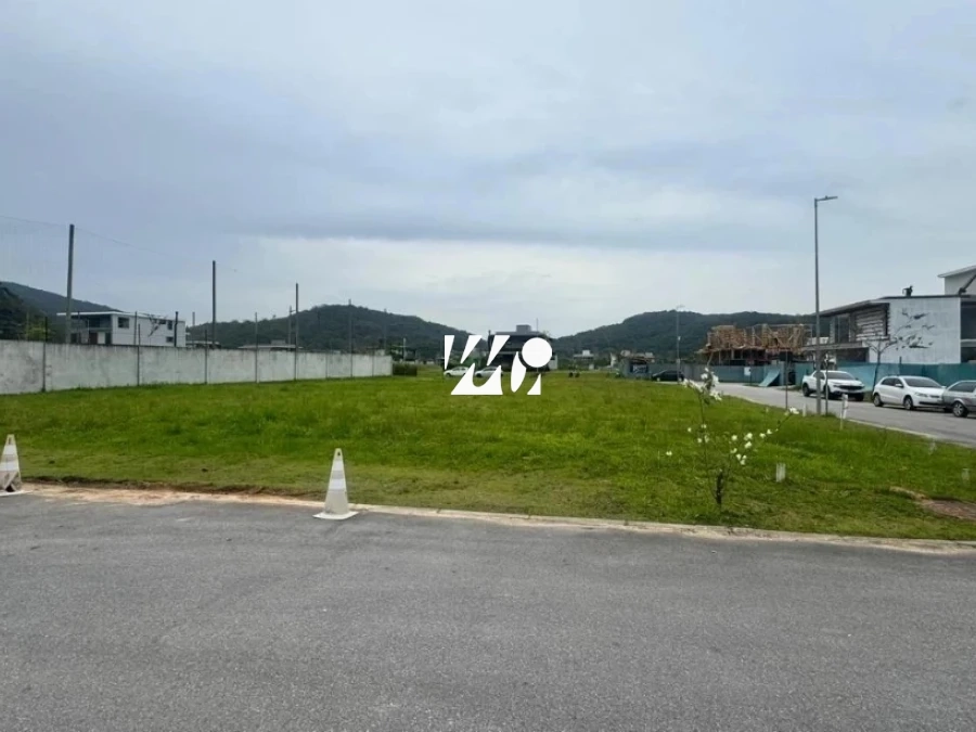 Terreno em Pedra Branca, Palhoça. 0 quartos, 0m². Imagem 2 de 3