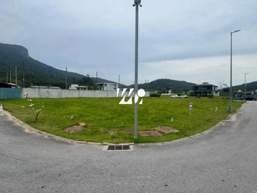 Terreno em Pedra Branca, Palhoça. 0 quartos, 0m². Imagem 1 de 3