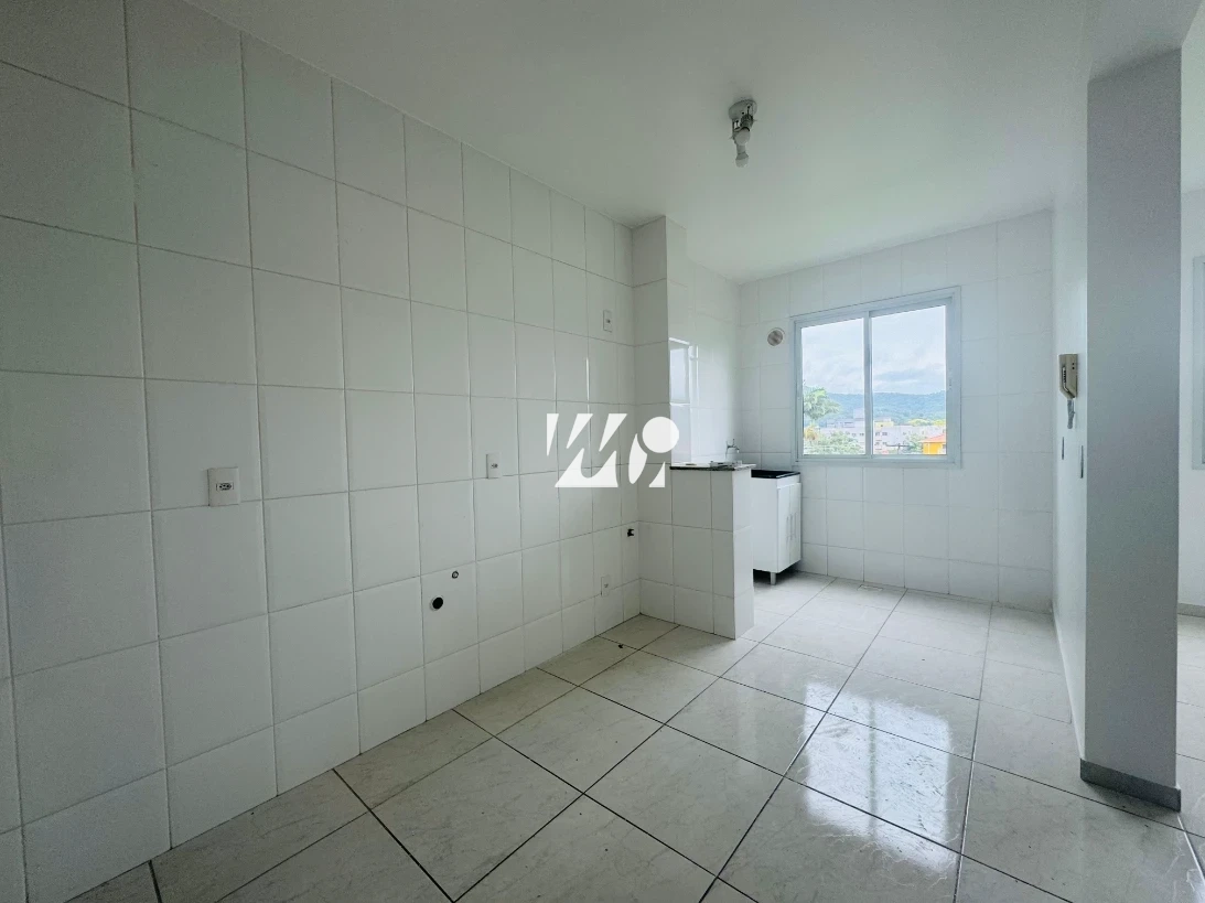 Apartamento em Sertão do Maruim, São José. 2 quartos, 66m². Imagem 3 de 6
