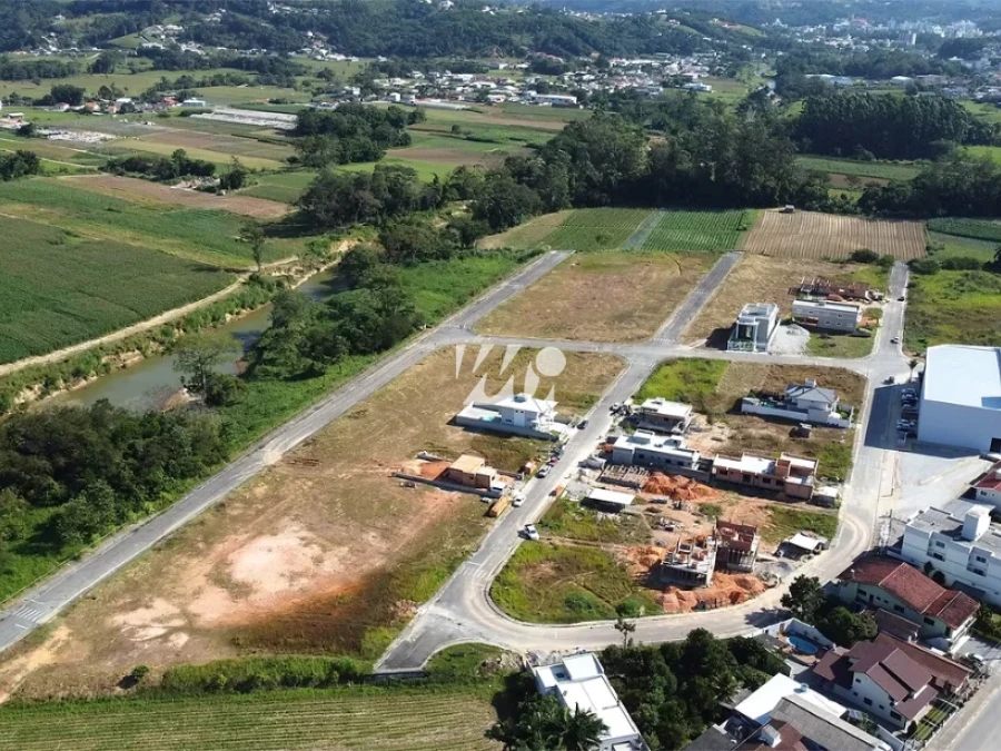 Terreno em Vila Becker, Santo Amaro da Imperatriz. 0 quartos, 0m². Imagem 11 de 20