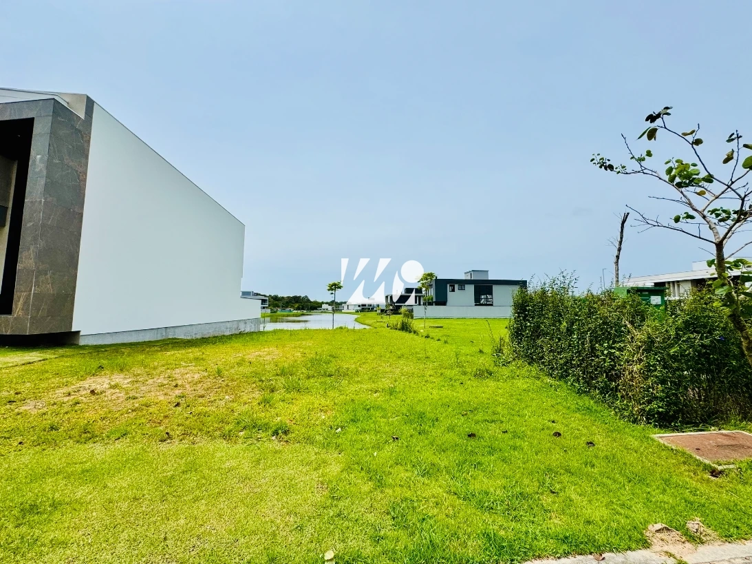 Terreno em Pedra Branca, Palhoça. 0 quartos, 300m². Imagem 4 de 17