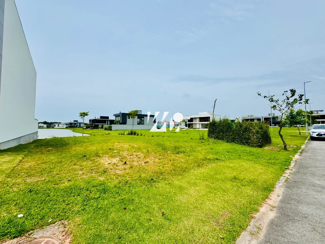 Terreno em Pedra Branca, Palhoça. 0 quartos, 300m². Imagem 10 de 17